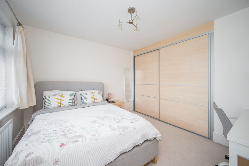 Bedroom- click for photo gallery